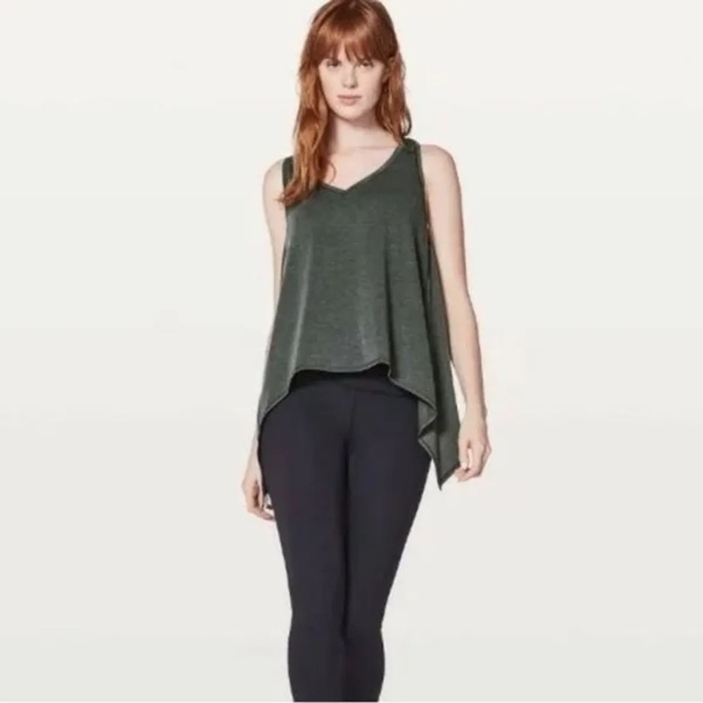 Lululemon Watch Me Flip Gray Tank Top Size 2